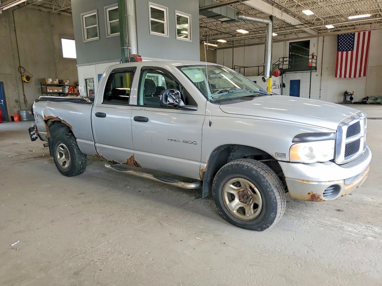 2005 Dodge Ram 1500 St Silver vin: 1D7HU18D85J626195