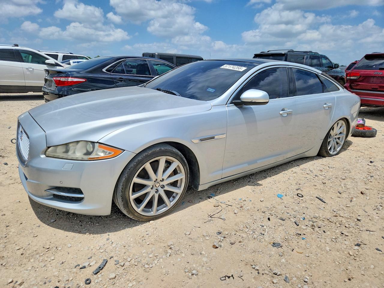 2011 Jaguar Xj Silver vin: SAJWA1CB7BLV21746