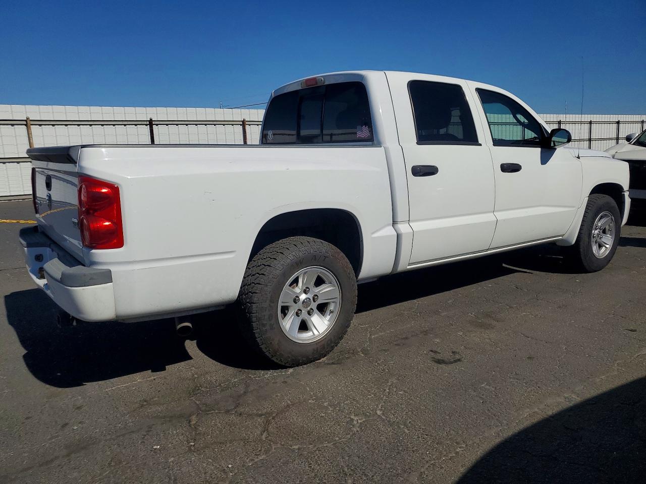 2008 Dodge Dakota Quad Slt White vin: 1D7HE48N98S581435