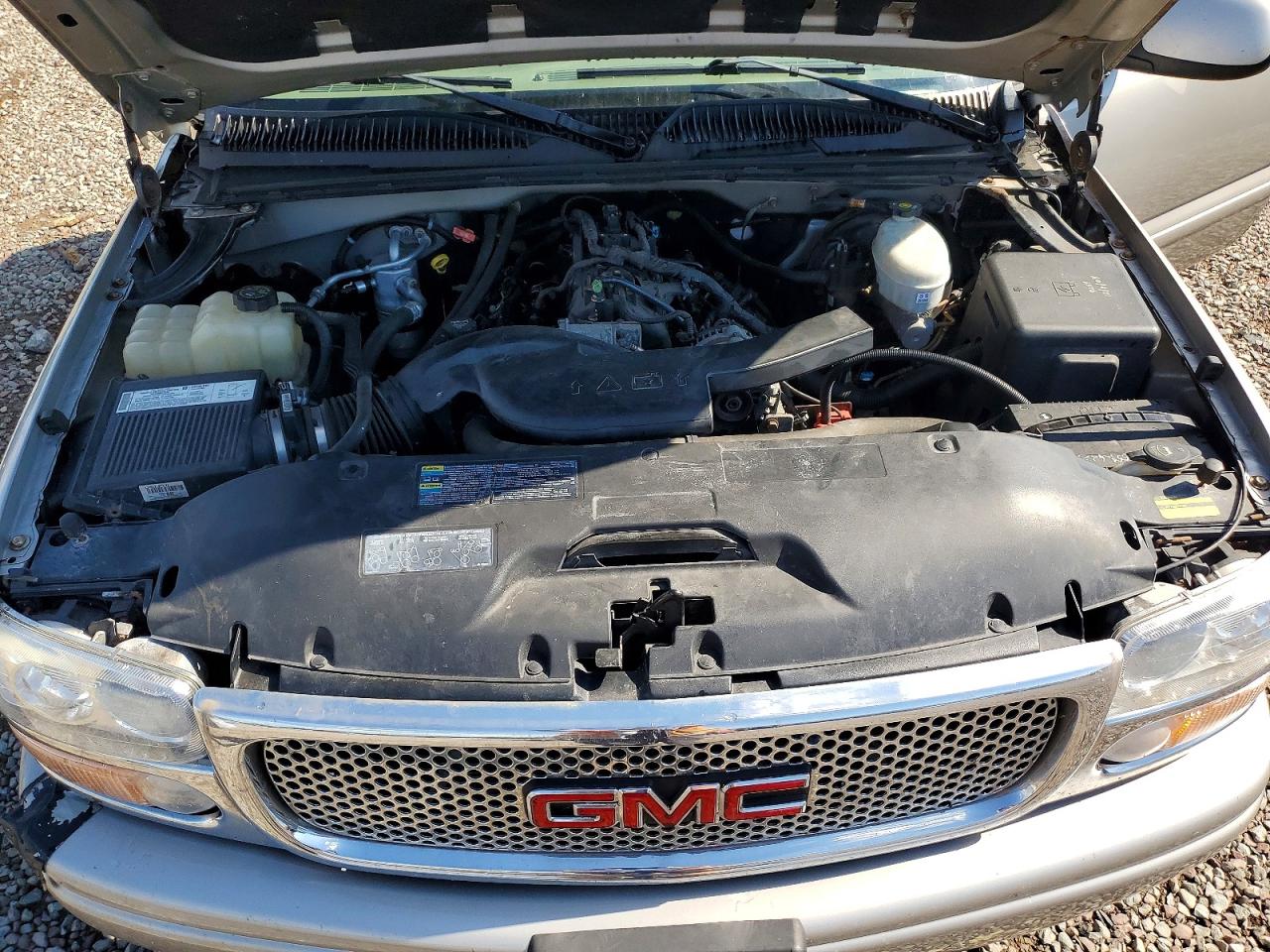 2005 Gmc Sierra K1500 Denali Silver vin: 2GTEK63N151213724