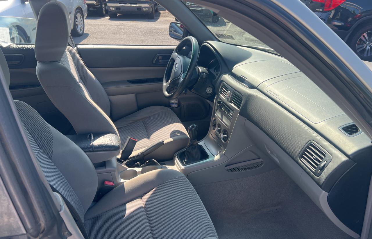 2007 Subaru Forester 2.5x Серебряный vin: JF1SG636X7G721151