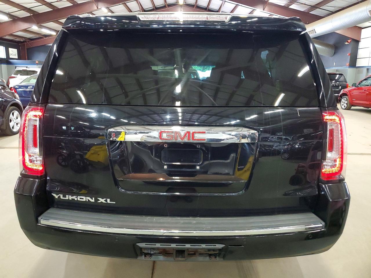2015 Gmc Yukon Xl Denali Black vin: 1GKS2JKJ3FR239274
