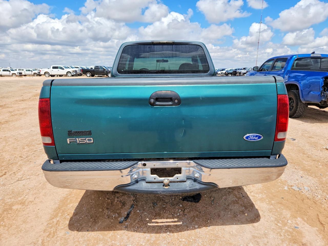 1997 Ford F150 Зеленый vin: 1FTDX1721VNB66435