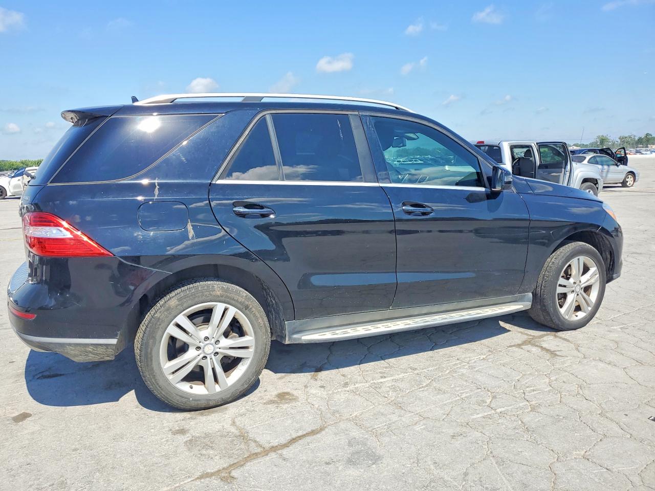 2015 Mercedes-benz Ml 350 4matic Black vin: 4JGDA5HB4FA541925