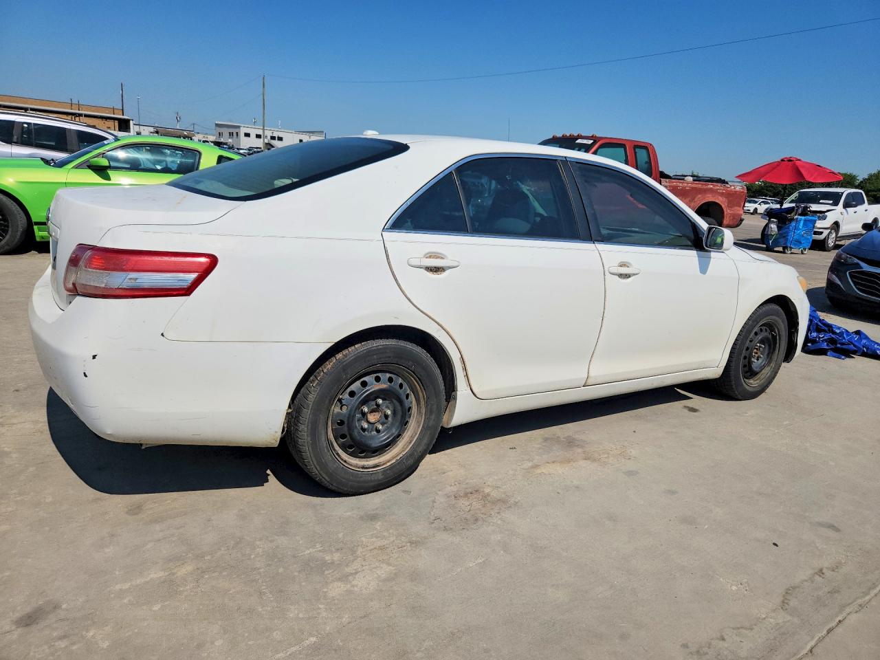 2010 Toyota Camry Le White vin: 4T1BF3EK9AU540486
