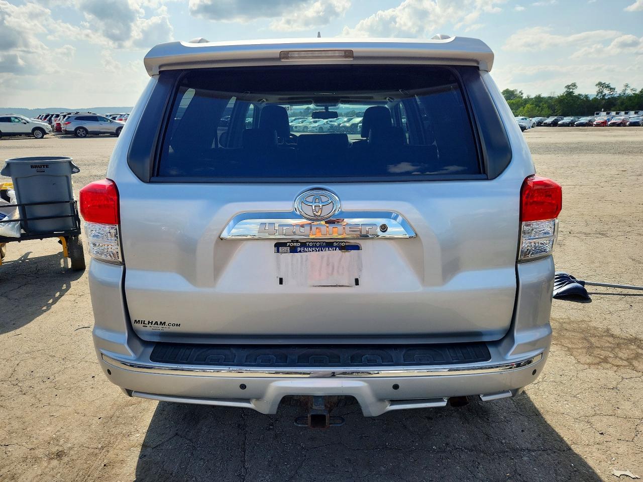 2010 Toyota 4runner Sr5 Silver vin: JTEBU5JR1A5017297