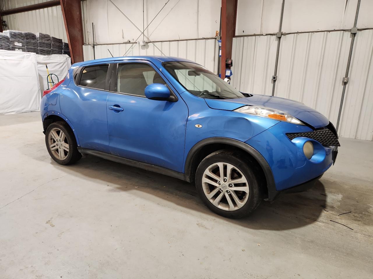 2012 Nissan Juke S Blue vin: JN8AF5MV5CT120941 Damage: Right Front Fender, Dent(S) W/ Paint Dmg, 6 To 7 Inches
