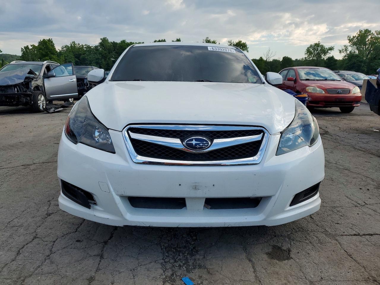 2012 Subaru Legacy 2.5i Premium White vin: 4S3BMBC64C3021316
