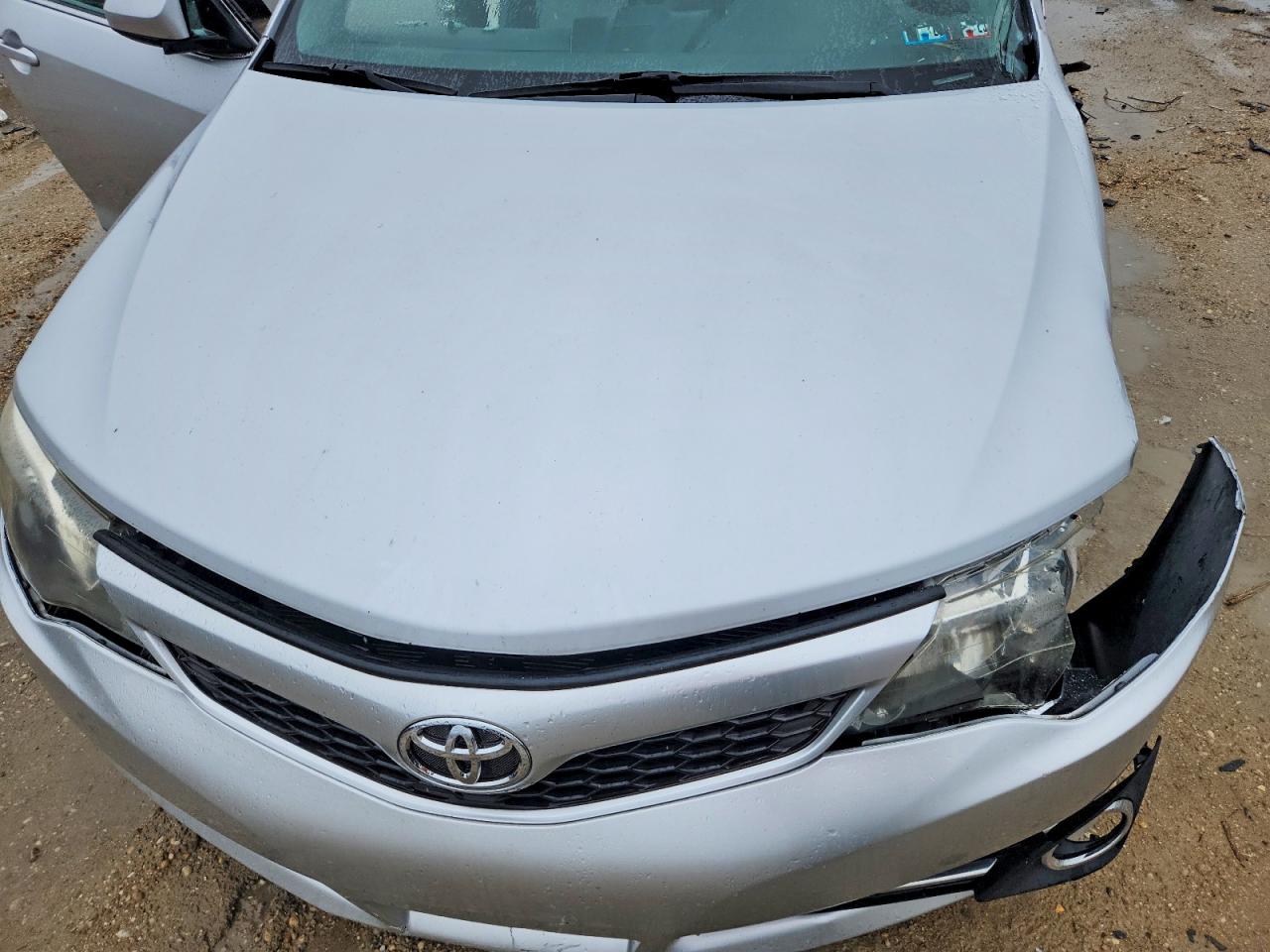 2014 Toyota Camry Se Серебряный vin: 4T1BF1FK3EU323461