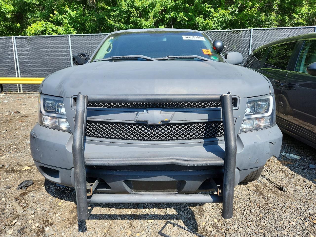 2010 Chevrolet Tahoe C1500 Ls Gray vin: 1GNMCAE09AR238831