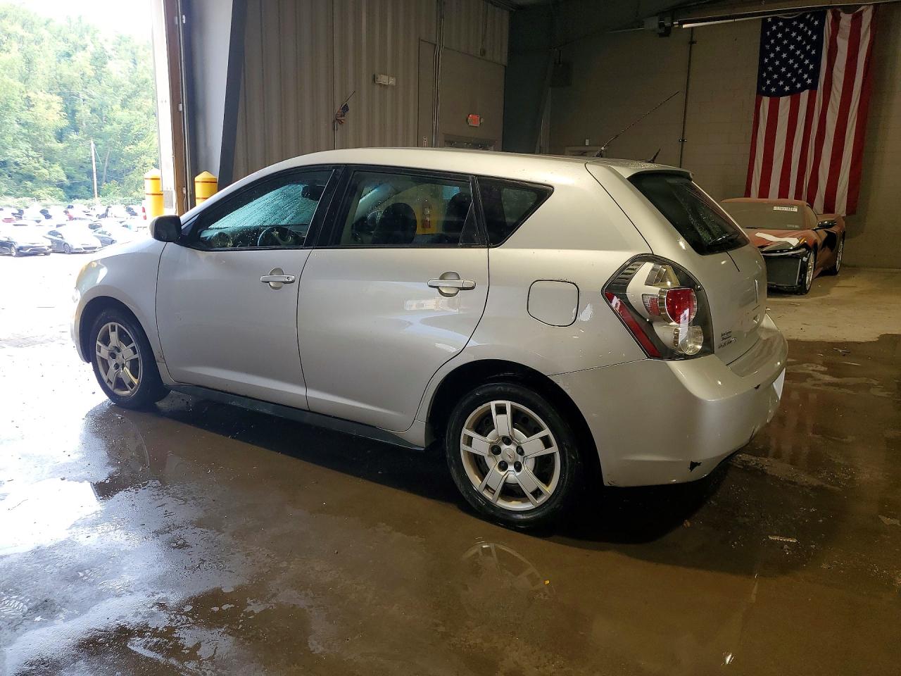2010 Pontiac Vibe Silver vin: 5Y2SP6E09AZ413936