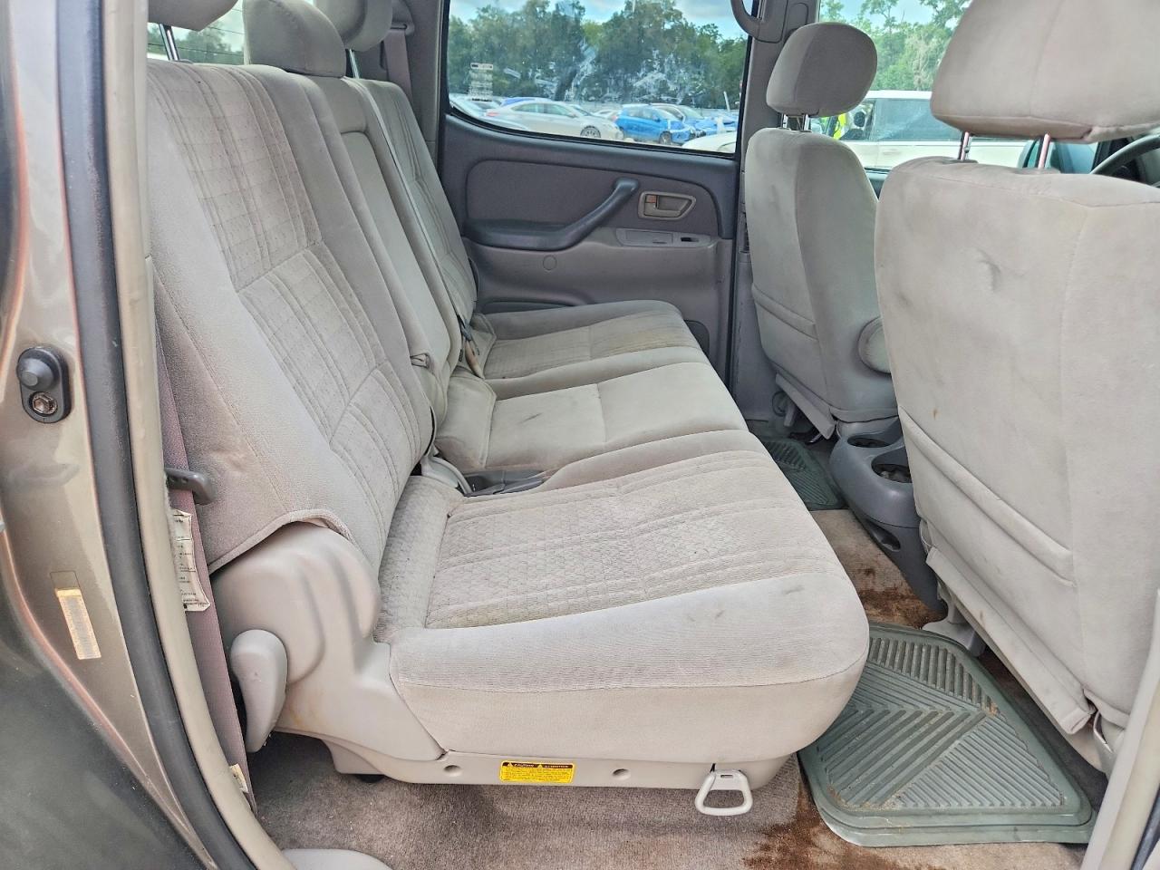 2004 Toyota Tundra Double Cab Sr5 Gray vin: 5TBET34174S440083