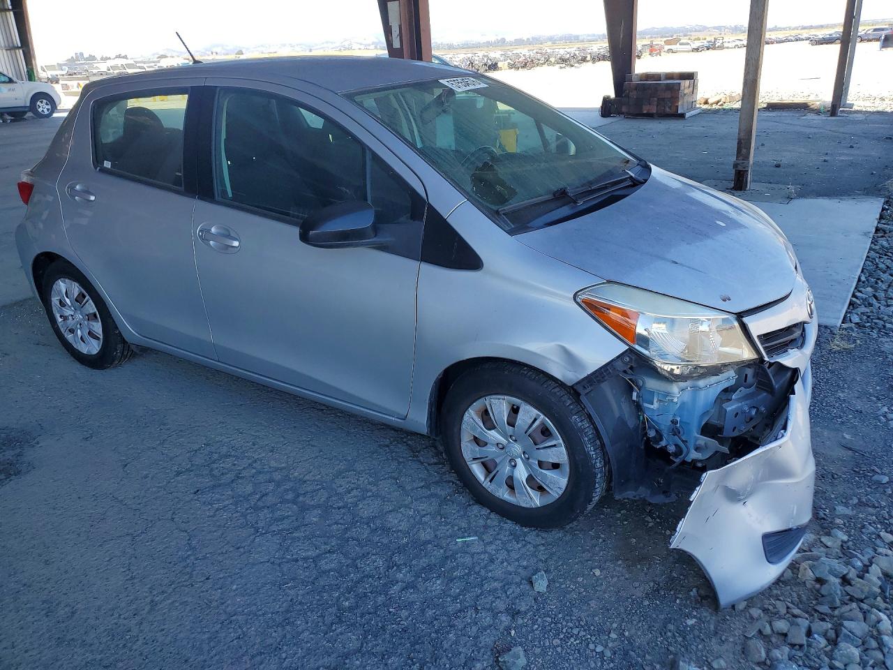 2014 Toyota Yaris 5-door L Fleet Gray vin: VNKKTUD31EA007012