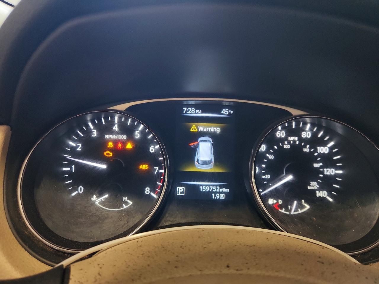 2014 Nissan Rogue S White vin: 5N1AT2ML1EC776845