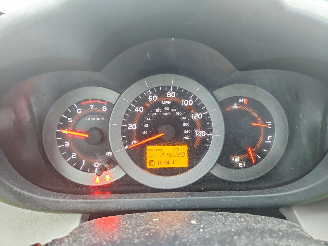 2007 Toyota Rav4 Base Silver vin: JTMBK33V976012487