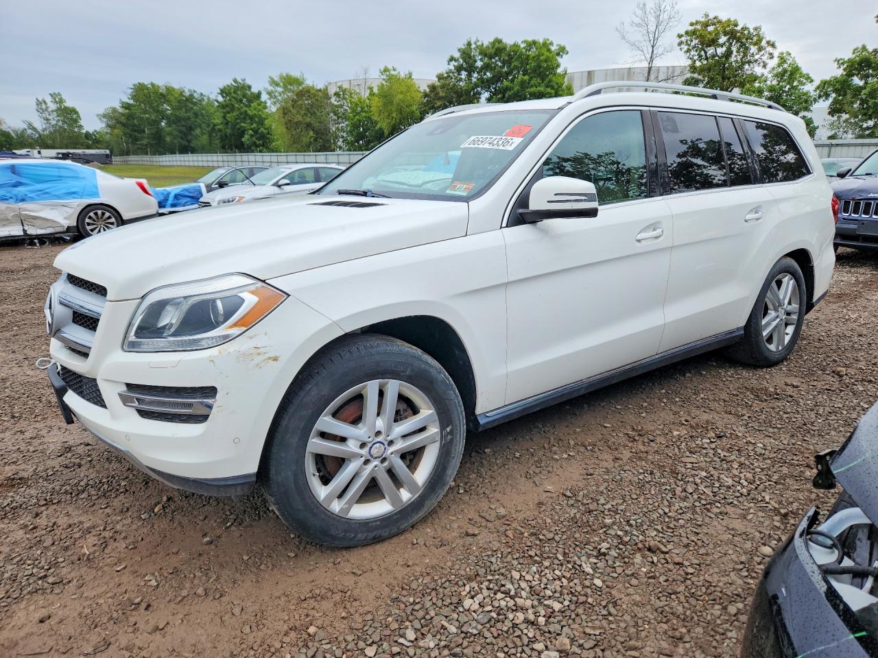 2014 Mercedes-benz Gl 450 4matic White vin: 4JGDF7CE8EA369184
