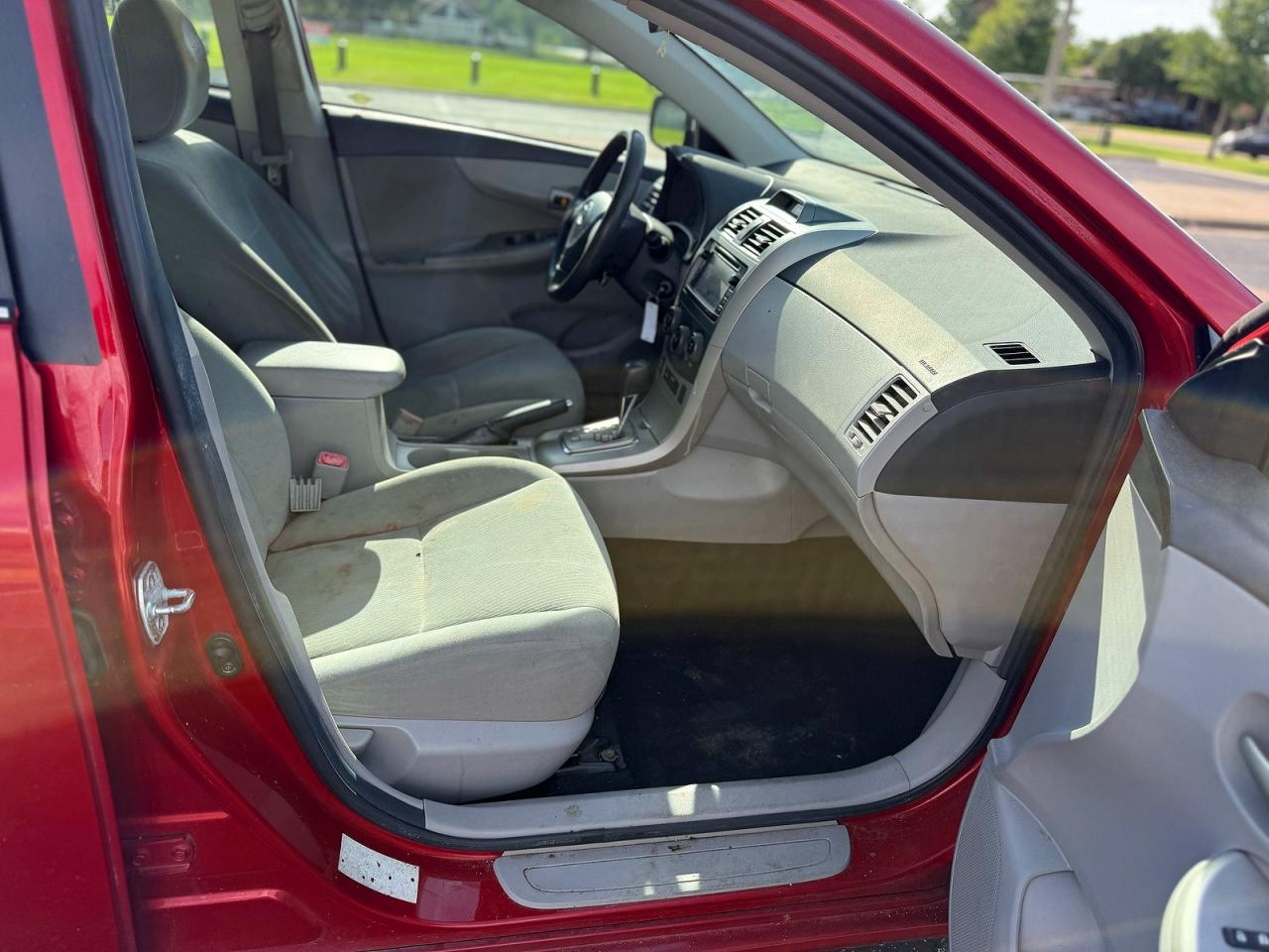 2013 Toyota Corolla Le Red vin: 5YFBU4EE9DP156316
