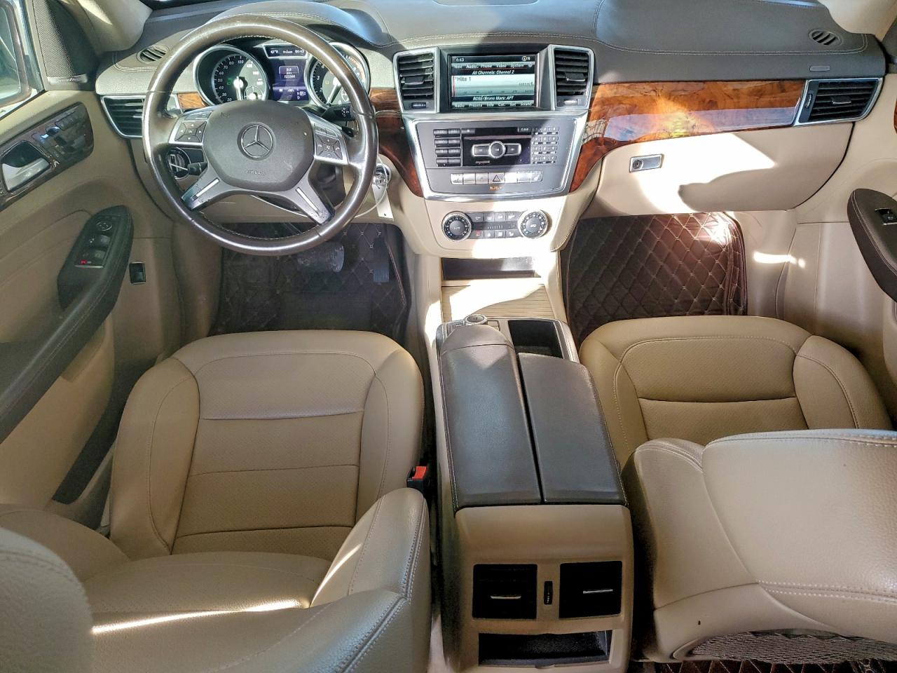 2013 Mercedes-benz Ml 550 4matic Brown vin: 4JGDA7DB4DA252395