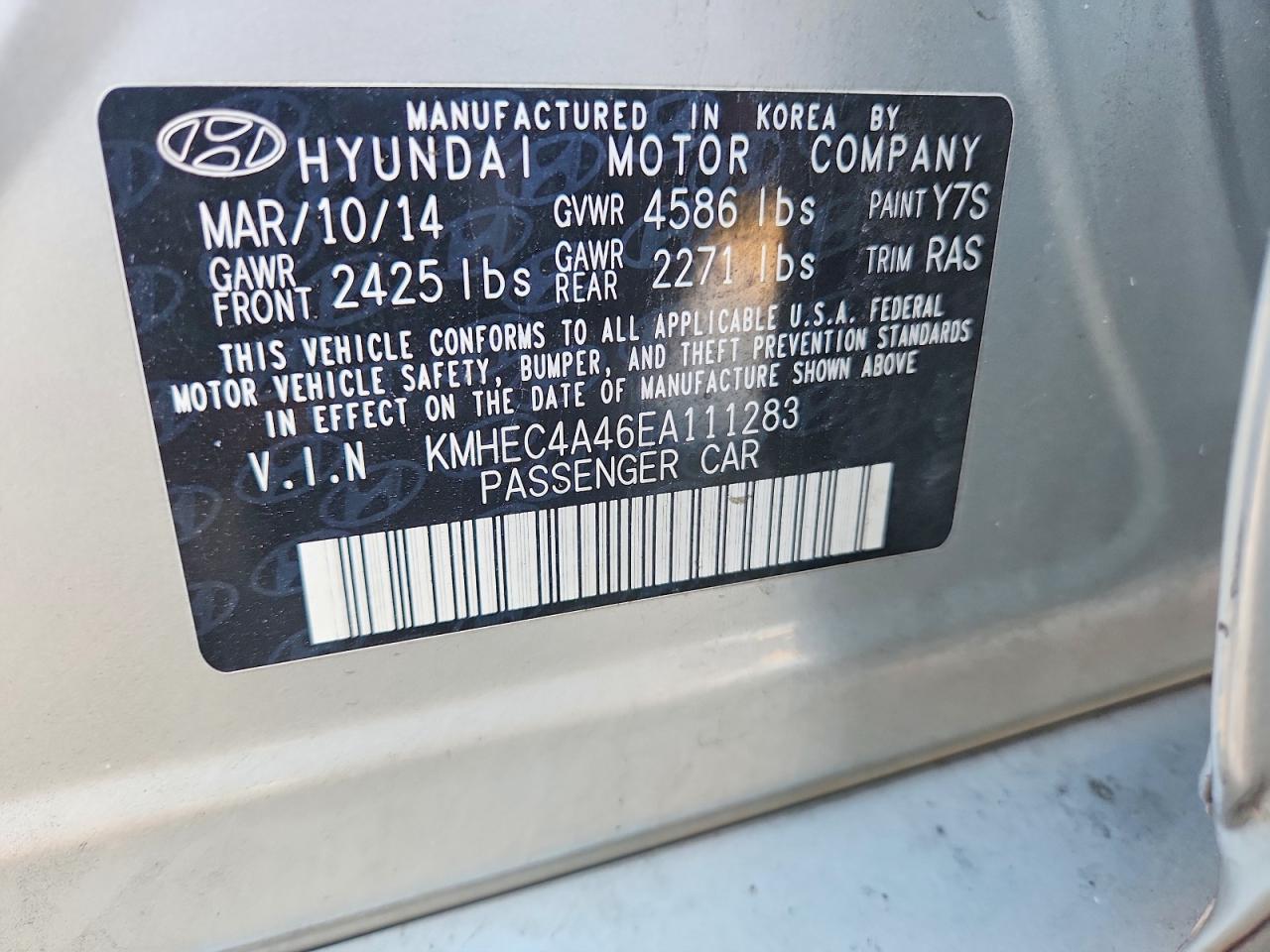 2014 Hyundai Sonata Hybrid Silver vin: KMHEC4A46EA111283