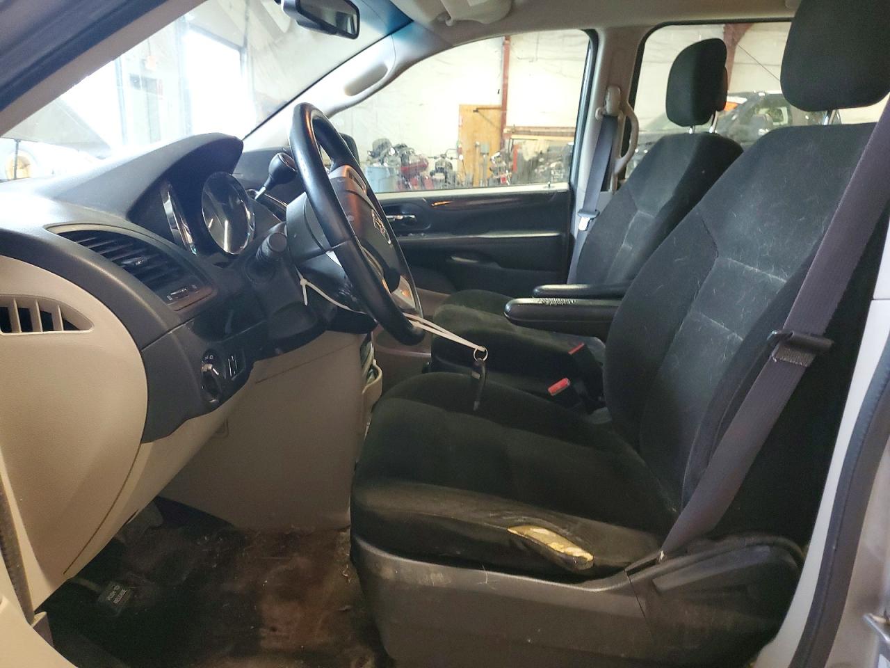 2015 Dodge Grand Caravan Se Silver vin: 2C4RDGBG8FR683028