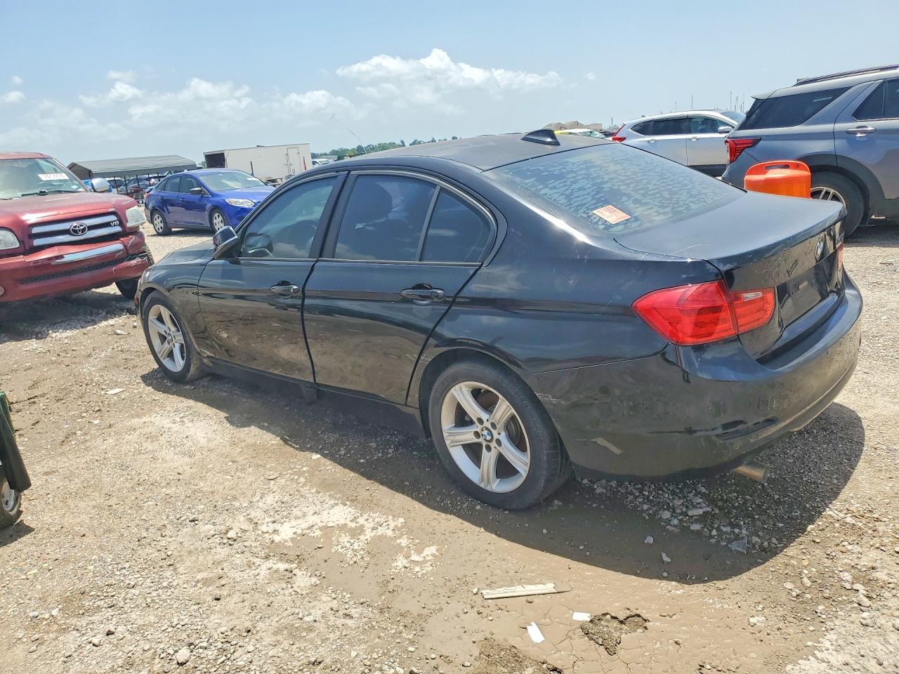 2014 Bmw 320 I Black vin: WBA3B1G52ENS80509