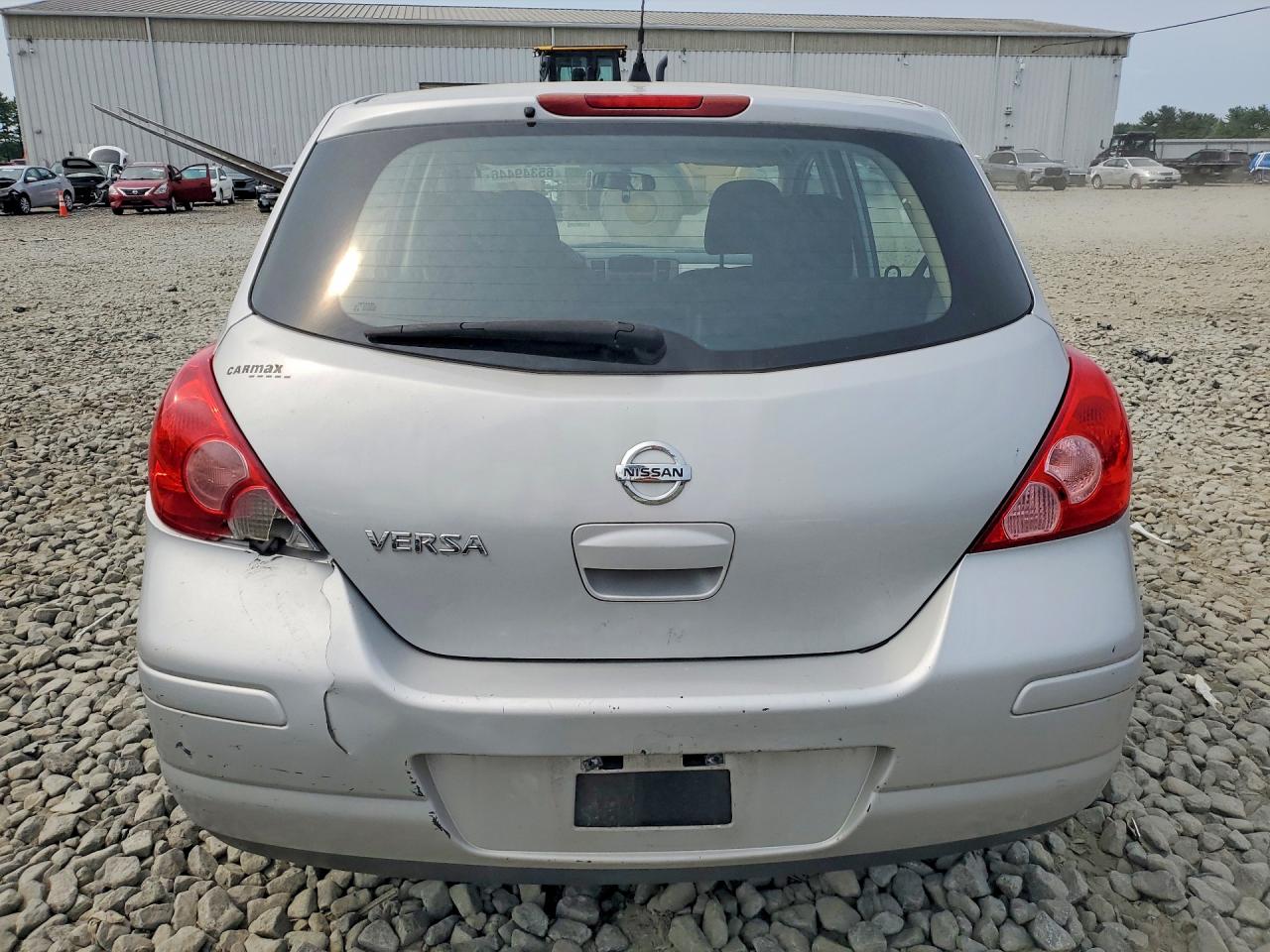 2012 Nissan Versa 1.8 S Silver vin: 3N1BC1CPXCK221409