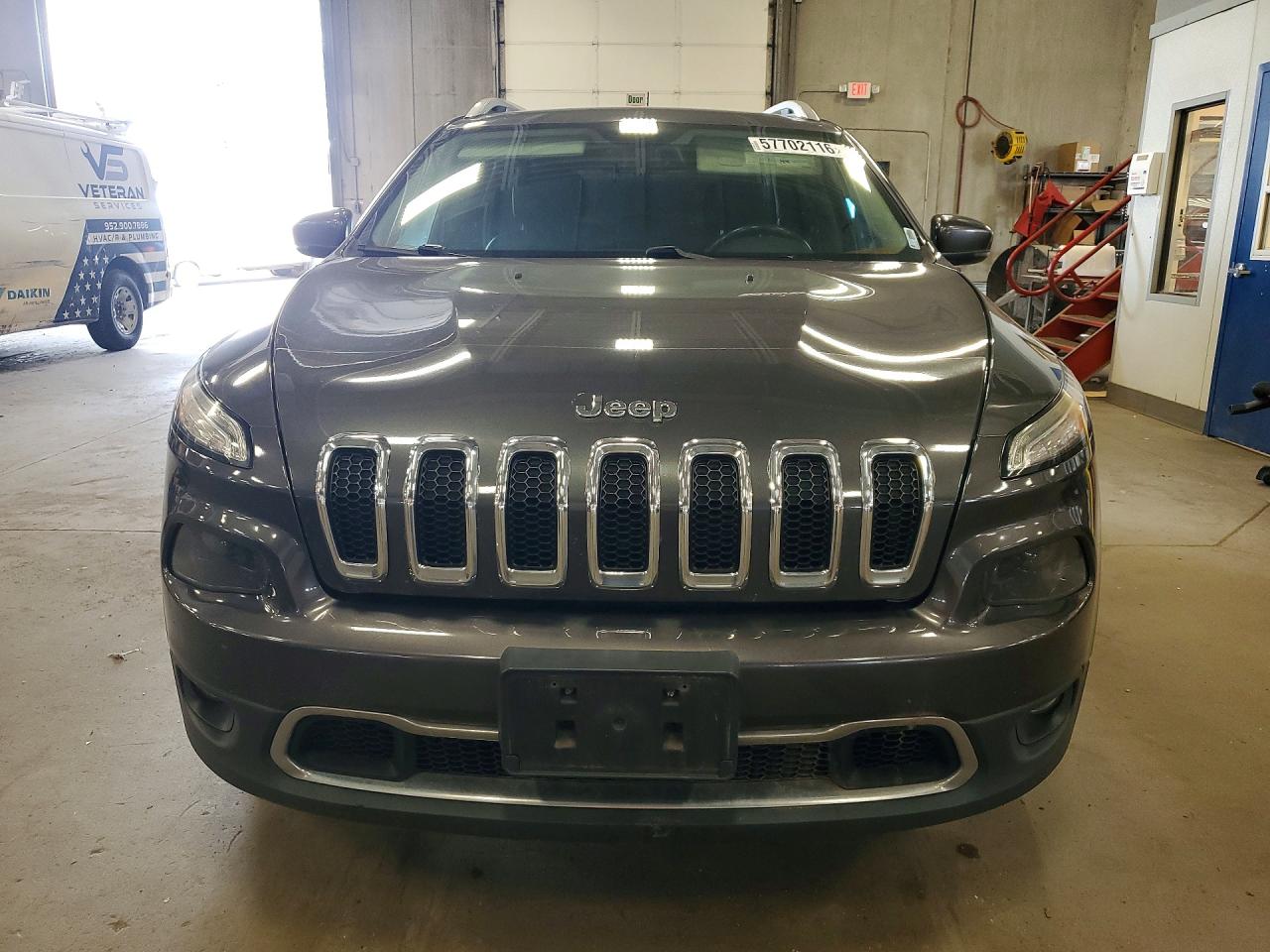 2016 Jeep Cherokee Limited Silver vin: 1C4PJMDS3GW236020