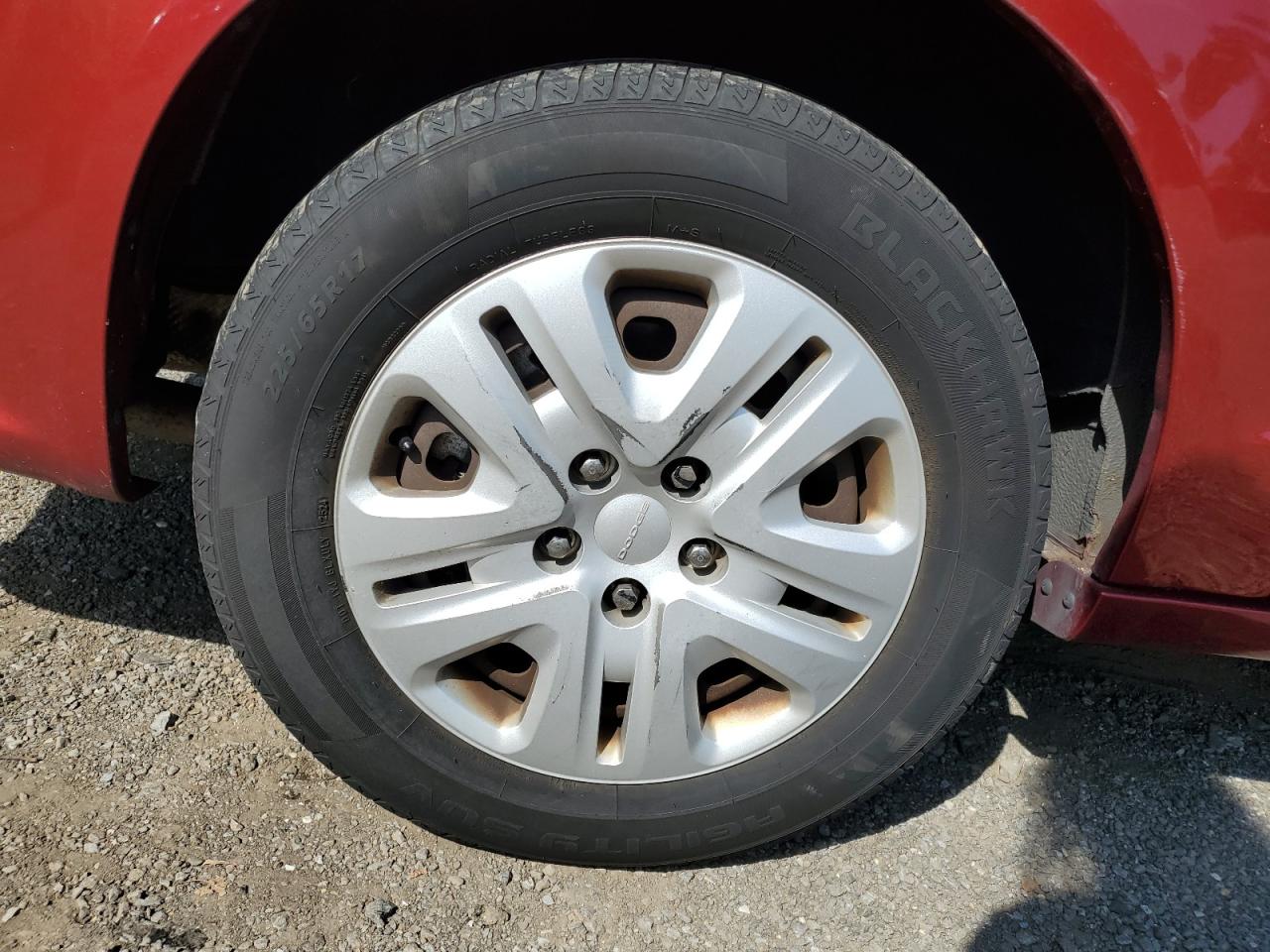2014 Dodge Grand Caravan Se Burgundy vin: 2C4RDGBG8ER114128 Damage: Right Rear Wheel Cover, Curb Rash, 9 To 10 Inches