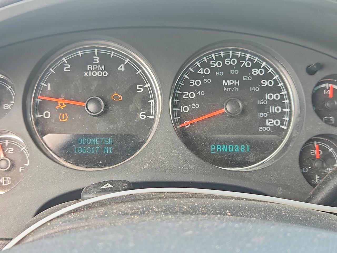 2008 Chevrolet Suburban C1500 Ls Cream vin: 1GNFC16098R187784