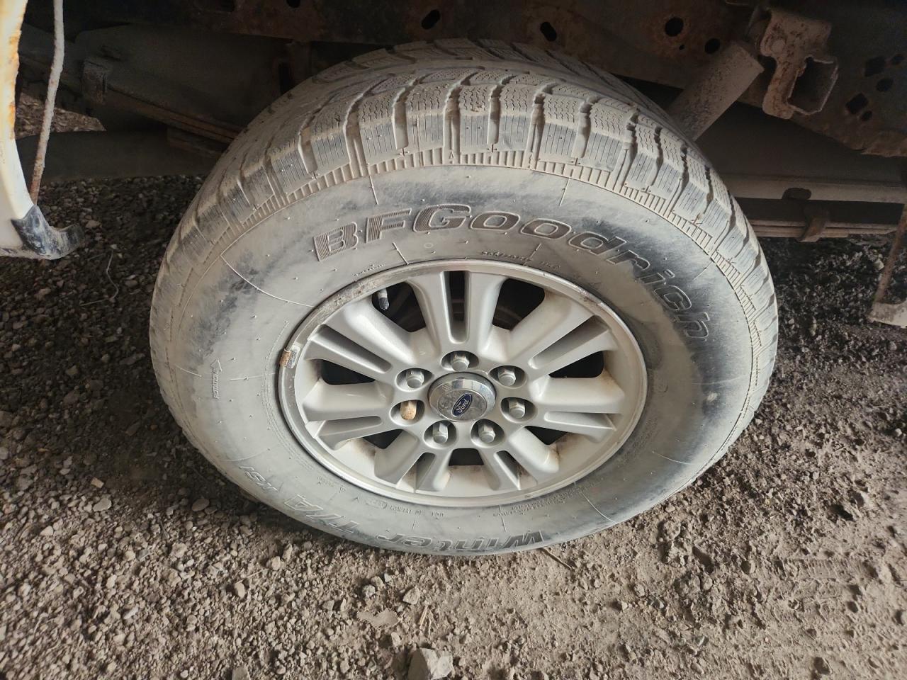 2014 Ford F150 Super Cab White vin: 1FTVX1EFXEKF11912 Damage: Right Rear Wheel, Corrosion, 7 To 8 Inches