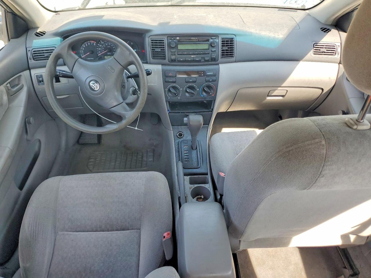 2004 Toyota Corolla Ce Green vin: JTDBR32EX42030920