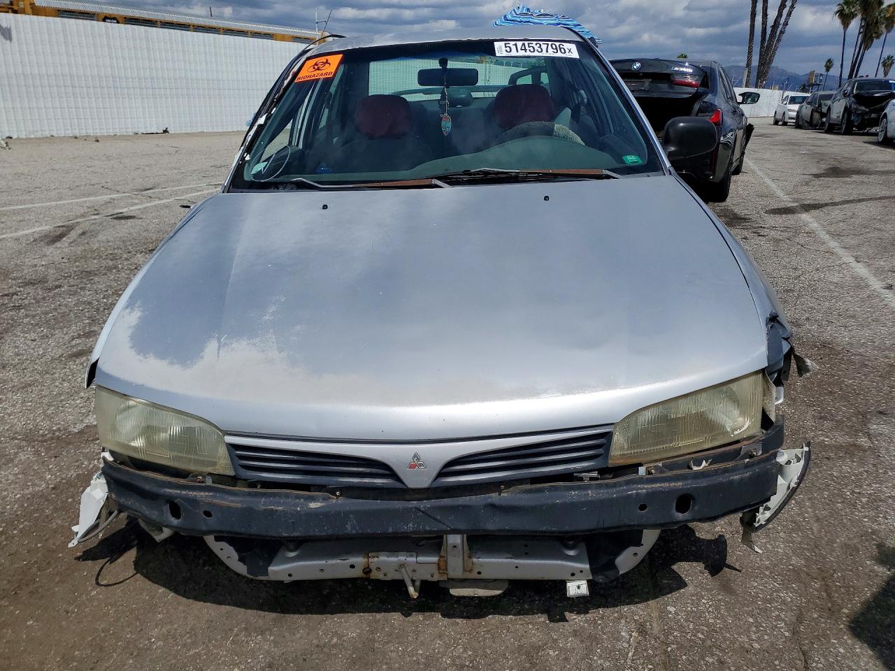 2001 Mitsubishi Mirage Es Silver vin: JA3AY26C51U042215