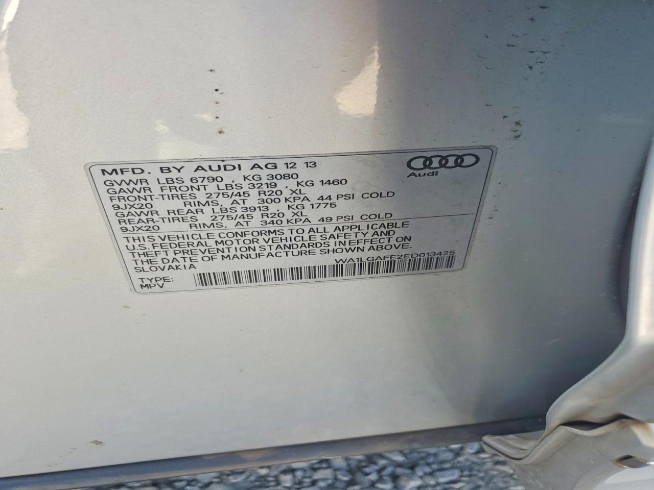 2014 Audi Q7 Premium Plus Серебряный vin: WA1LGAFE2ED013425