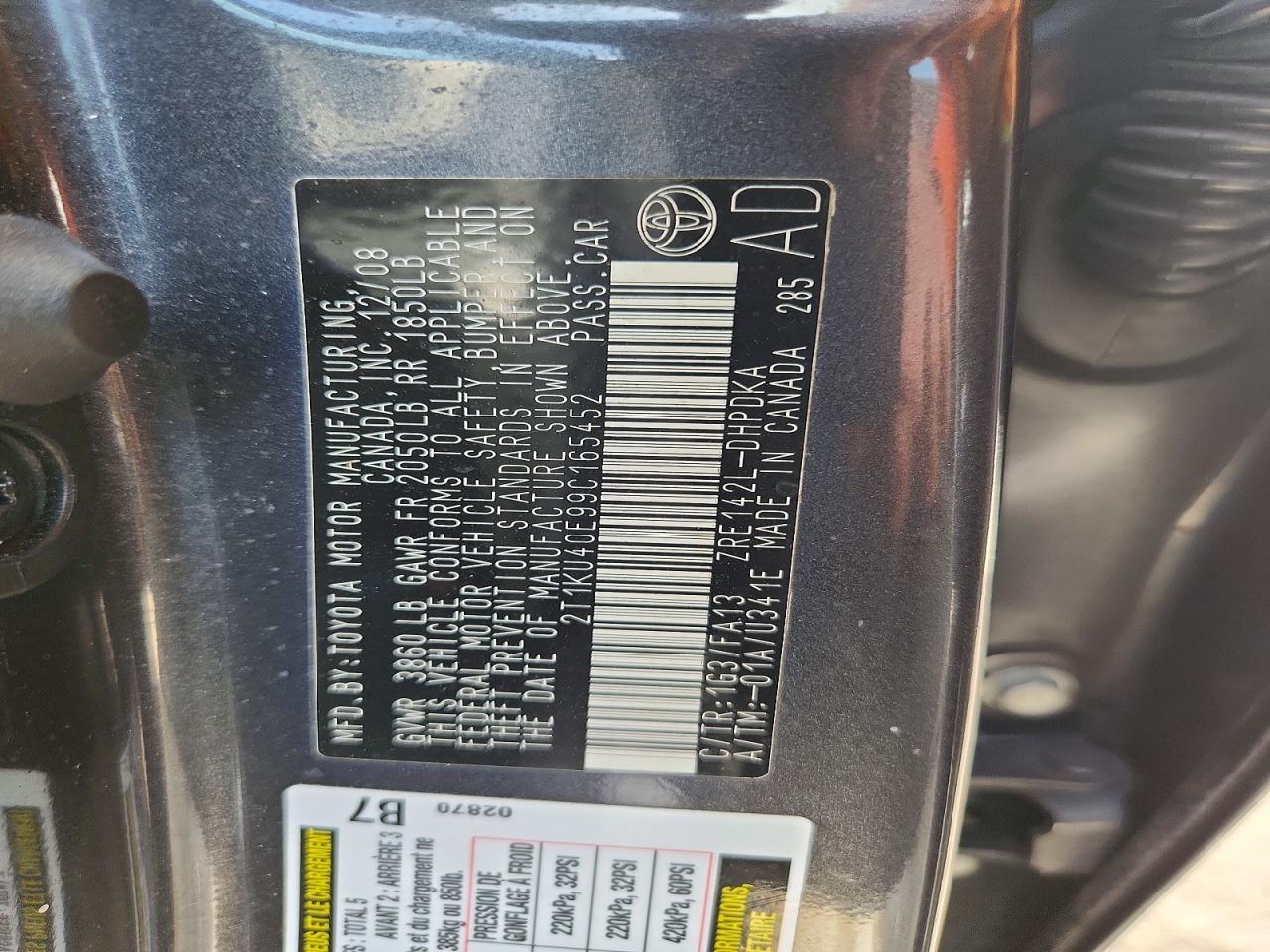 2009 Toyota Matrix Base Gray vin: 2T1KU40E99C165452