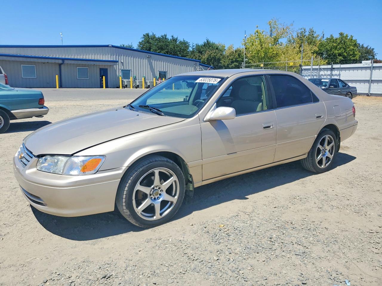 2000 Toyota Camry Le V6 Tan vin: JT2BF22K3Y0260219