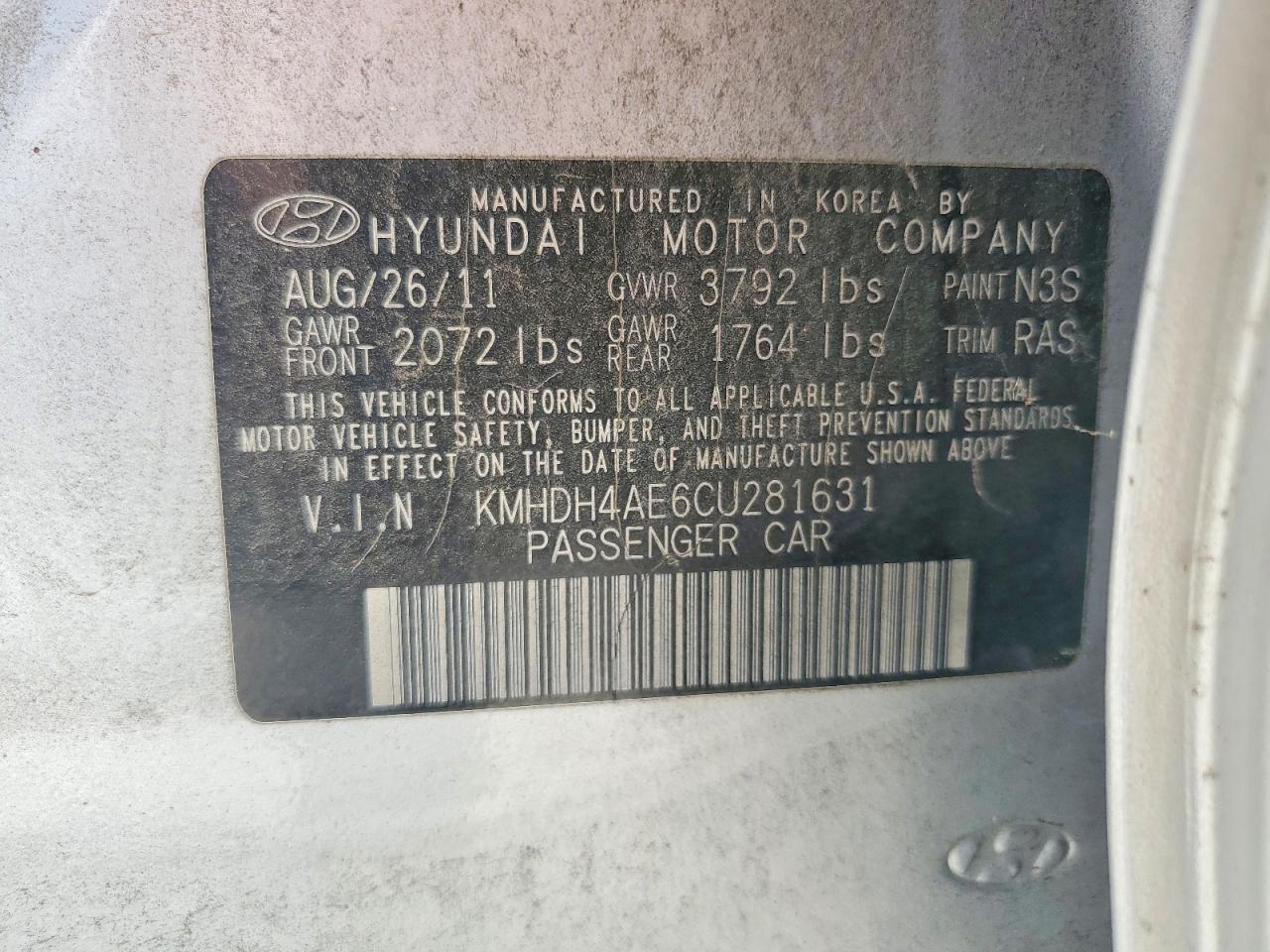 2012 Hyundai Elantra Limited Silver vin: KMHDH4AE6CU281631