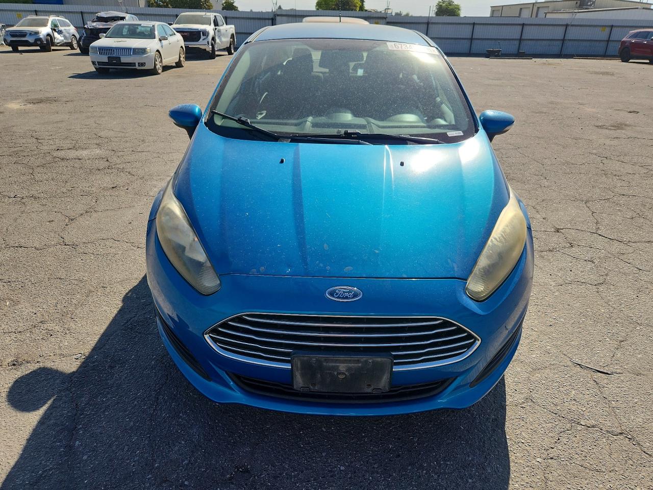 2014 Ford Fiesta Se Синий vin: 3FADP4BJ9EM111053