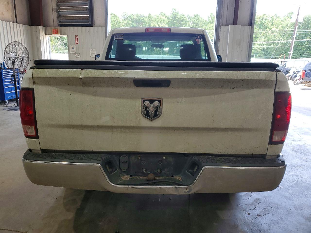 2011 Dodge Ram 1500 White vin: 3D7JB1EK2BG565157