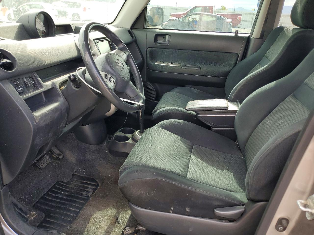 2006 Toyota Scion Xb Серебряный vin: JTLKT324264124827