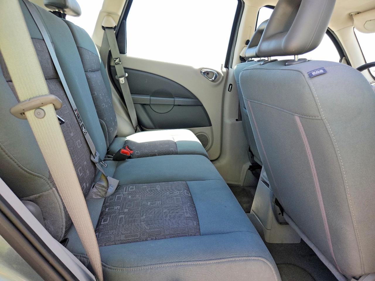 2008 Chrysler Pt Cruiser Silver vin: 3A8FY48B68T107822
