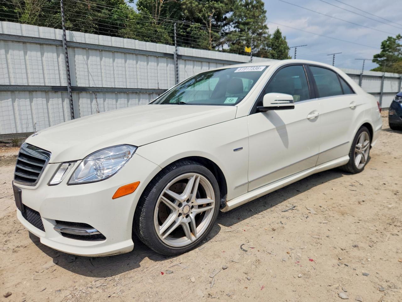 2012 Mercedes-benz E 350 White vin: WDDHF5KB6CA592358