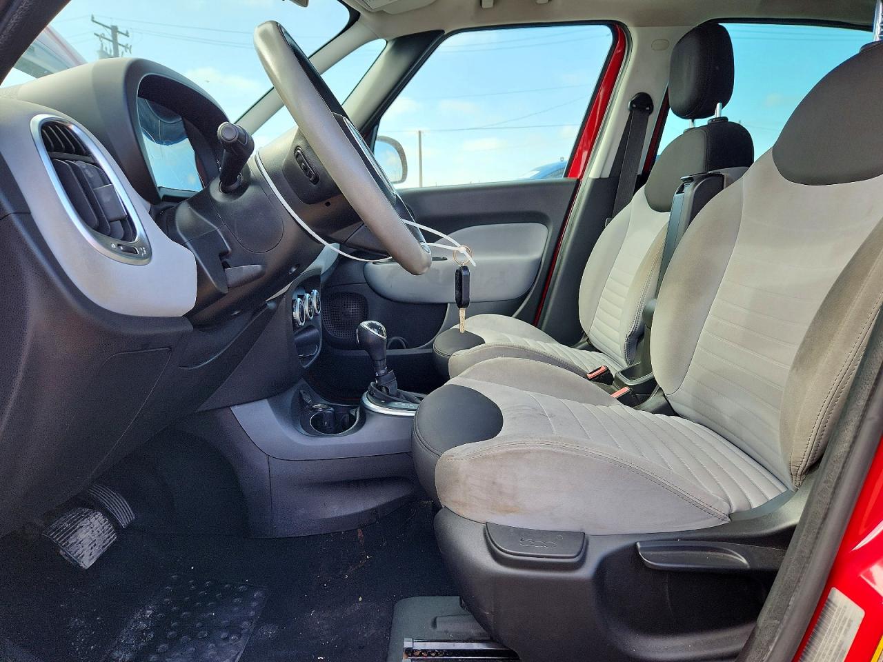 2014 Fiat 500l Easy Red vin: ZFBCFABH9EZ024940