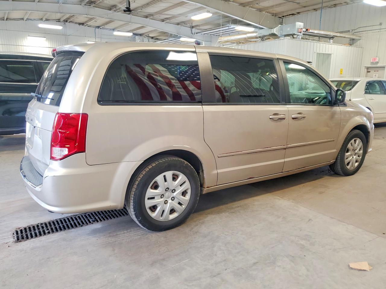 2015 Dodge Grand Caravan Se Beige vin: 2C4RDGBG9FR667002