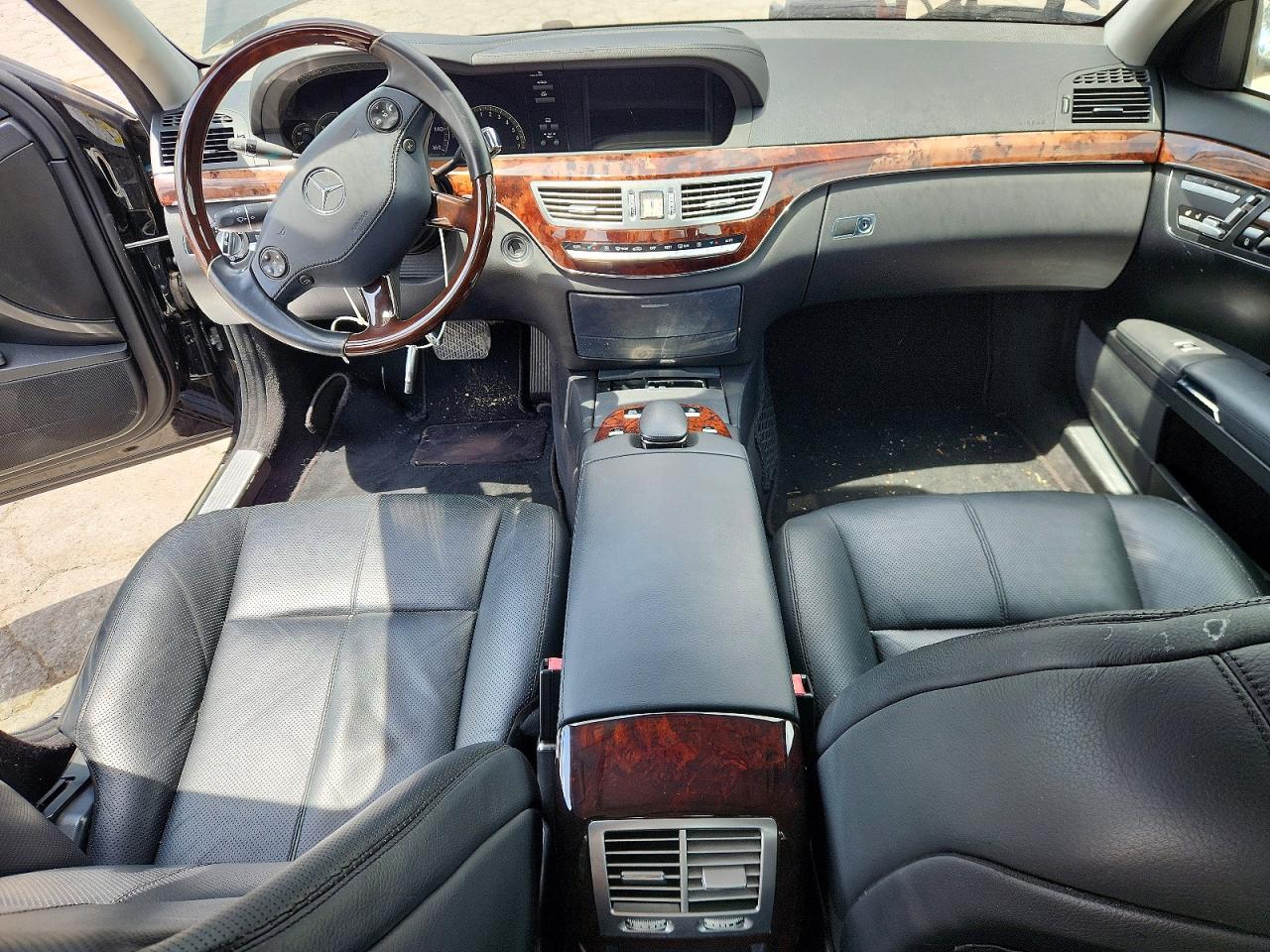 2007 Mercedes-benz S 550 Black vin: WDDNG71XX7A058083