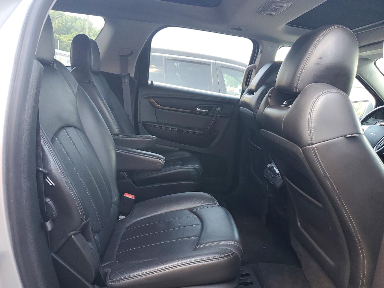 2013 Gmc Acadia Denali Silver vin: 1GKKVTKD2DJ117322