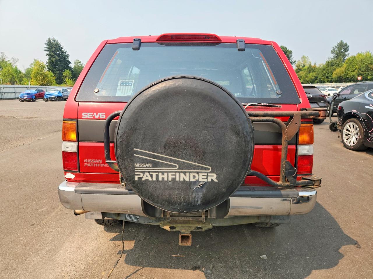 1993 Nissan Pathfinder Xe Red vin: JN8HD17Y5PW302260