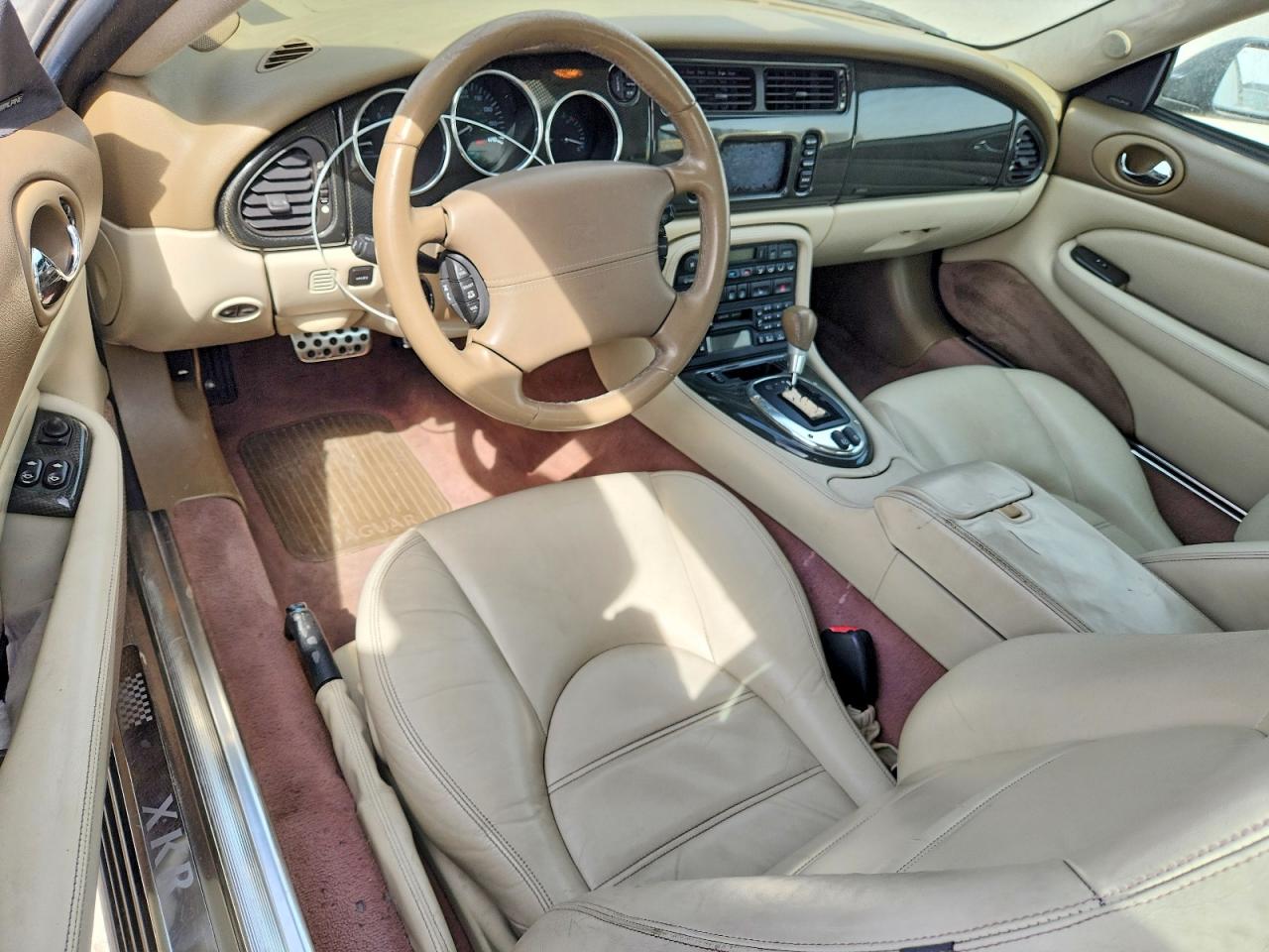2006 Jaguar Xkr Gray vin: SAJDA42B663A47792
