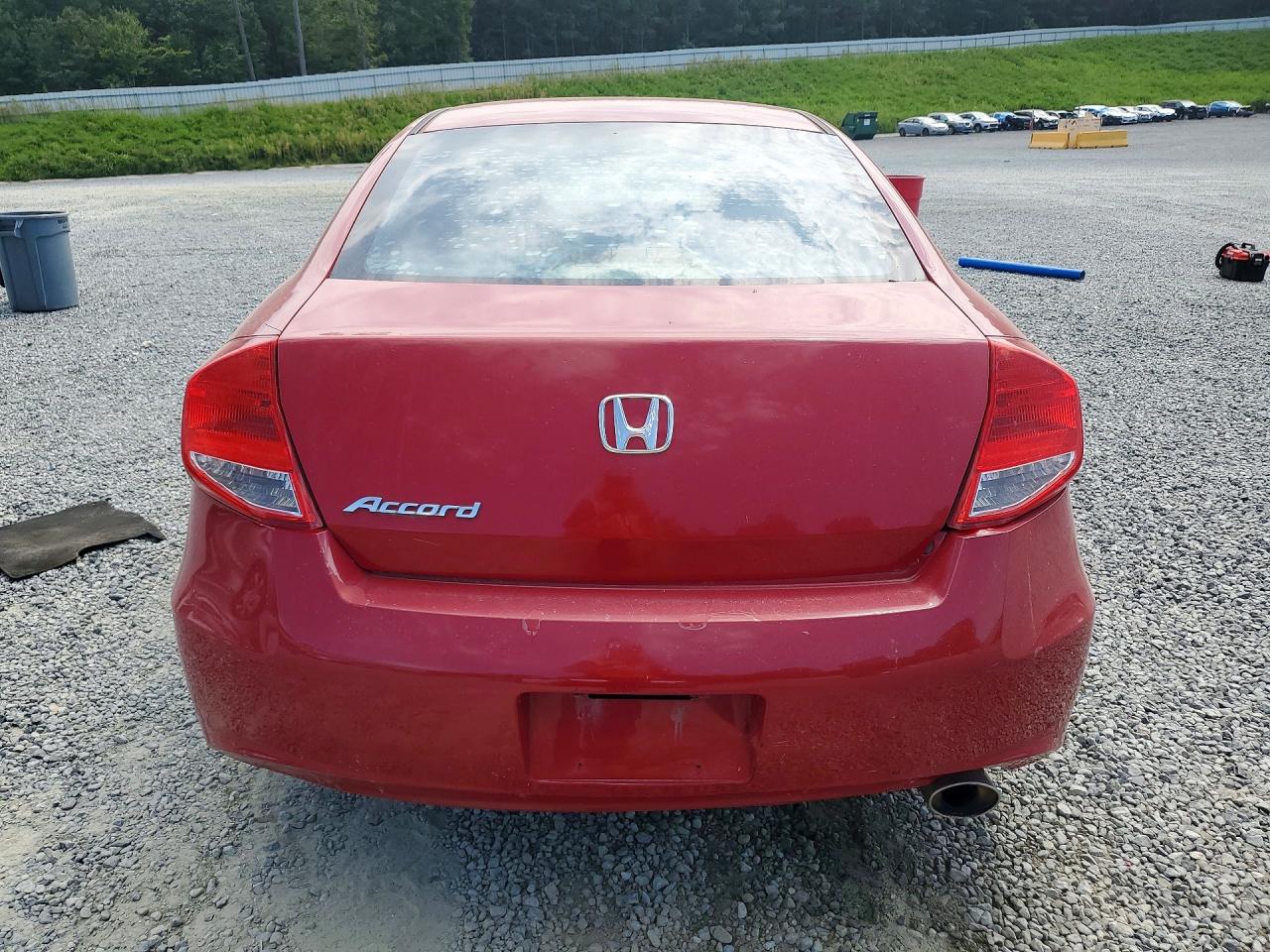 2012 Honda Accord Lx Красный vin: 1HGCS1B35CA004095