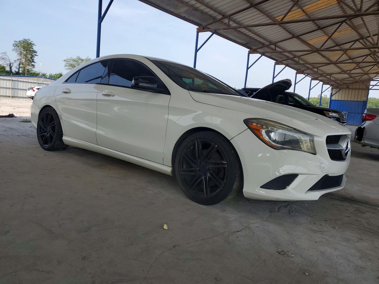 2014 Mercedes-benz Cla 250 Белый vin: WDDSJ4EB6EN037626