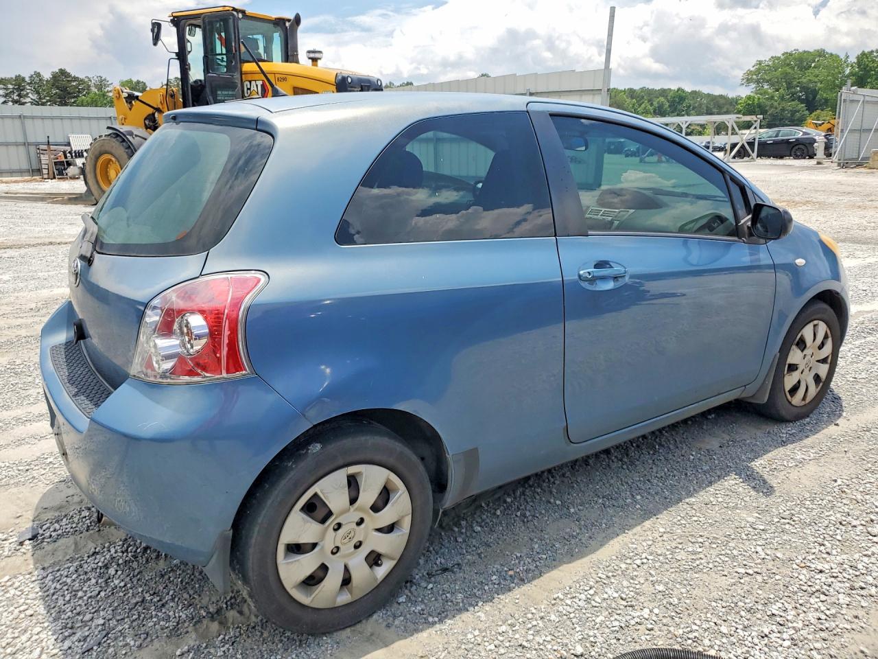 2008 Toyota Yaris Base Синий vin: JTDJT923485177091
